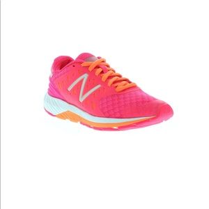 NWT New balance fuelcore URGE